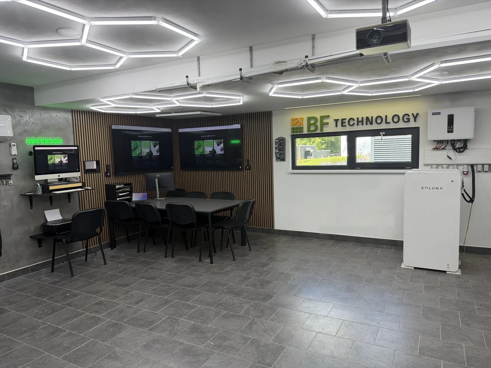 Showroom Krásná Lípa – foto 1